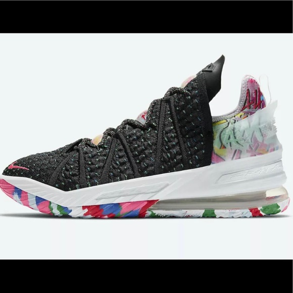 Nike LeBron XVIII 18 Basketball Shoes CQ9283 002 - Picture 2 of 8